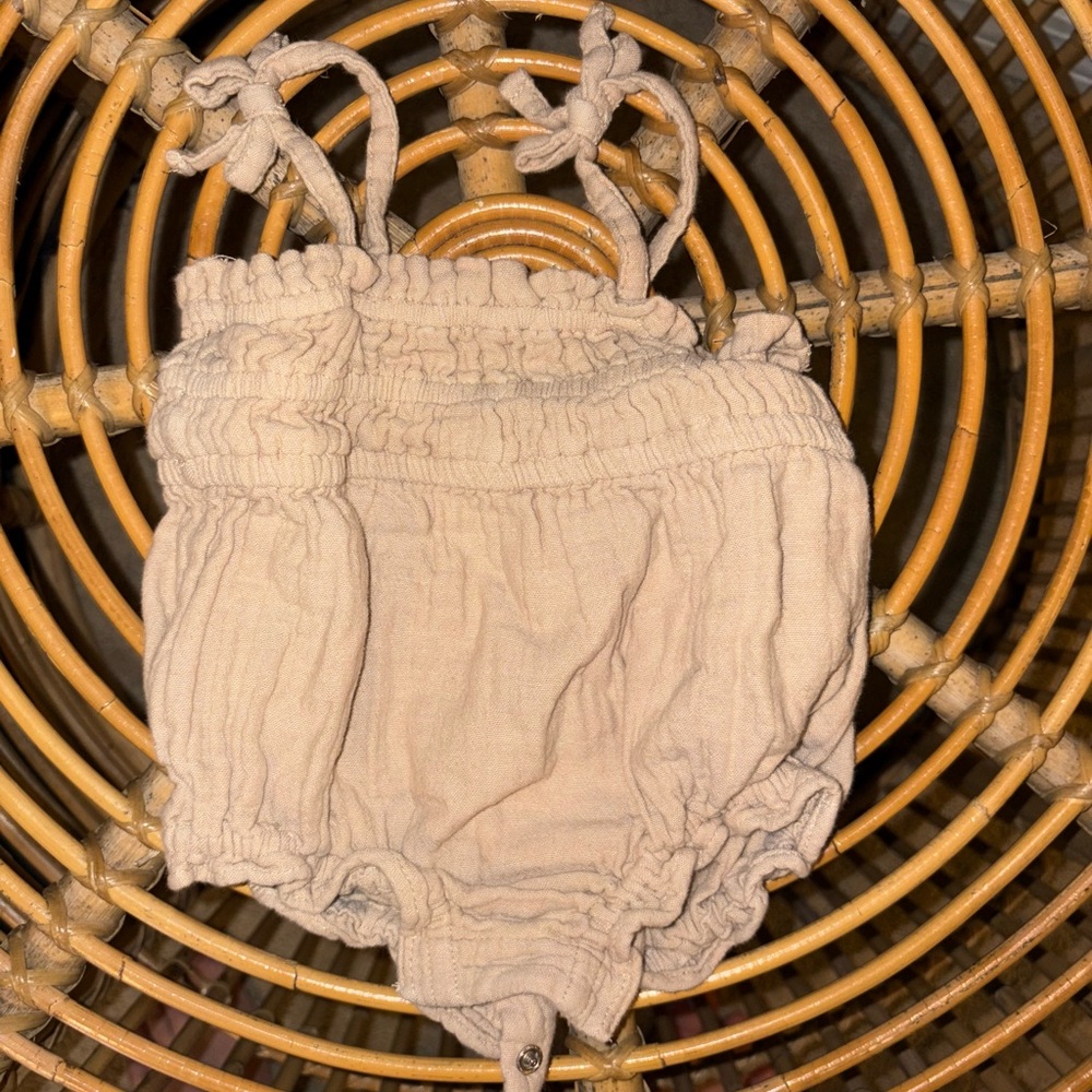 Old Navy Cream Ruffled Diaper Cover